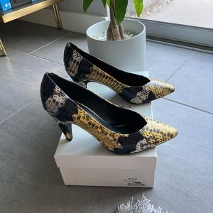 SANDRO Audry python pumps